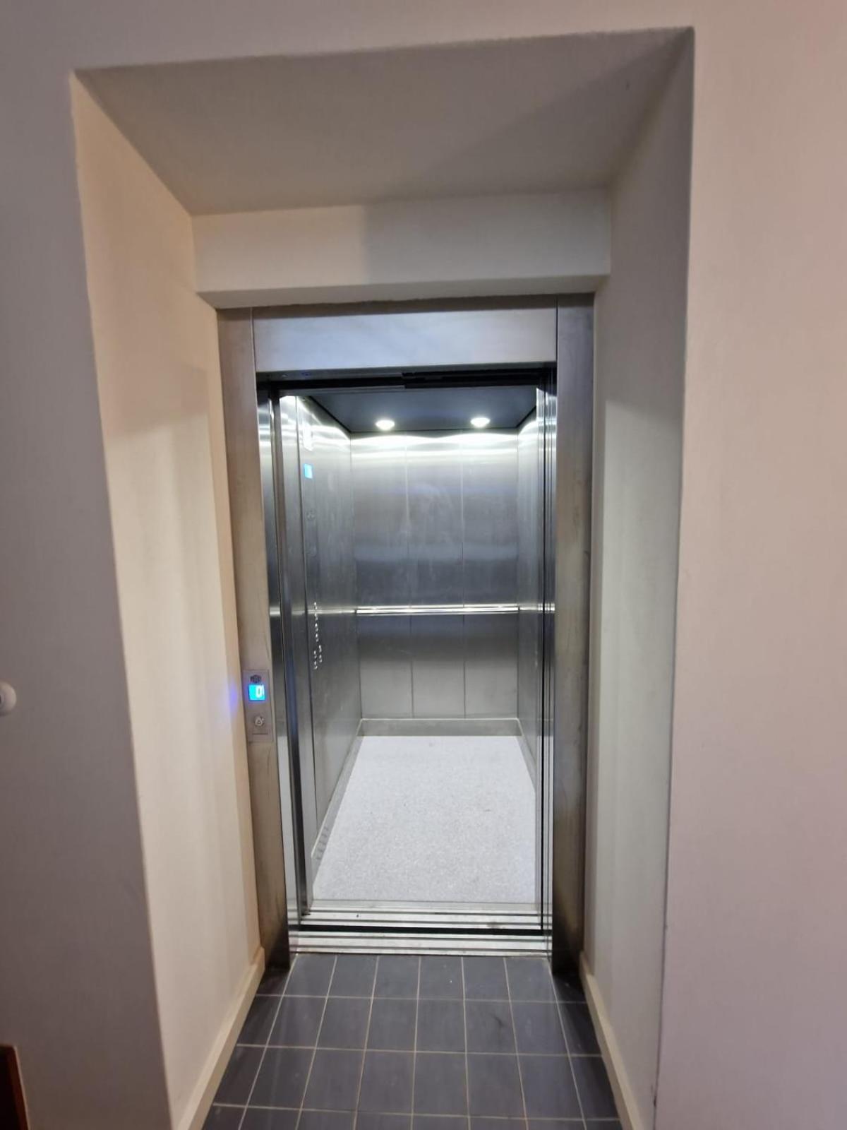 Apartamenty Sebastiana Kraków Exteriör bild