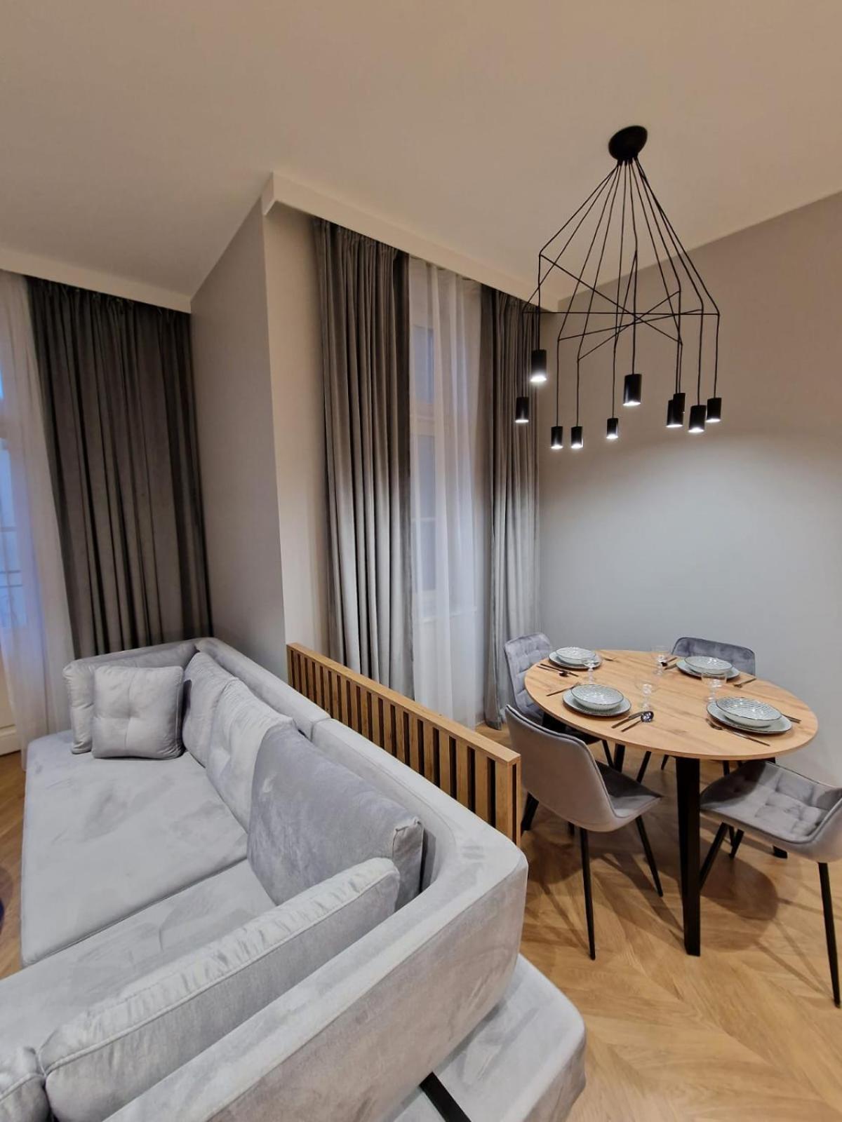 Apartamenty Sebastiana Kraków Exteriör bild
